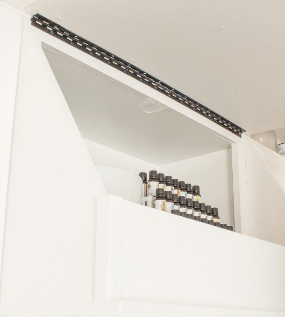 Adding Hinges