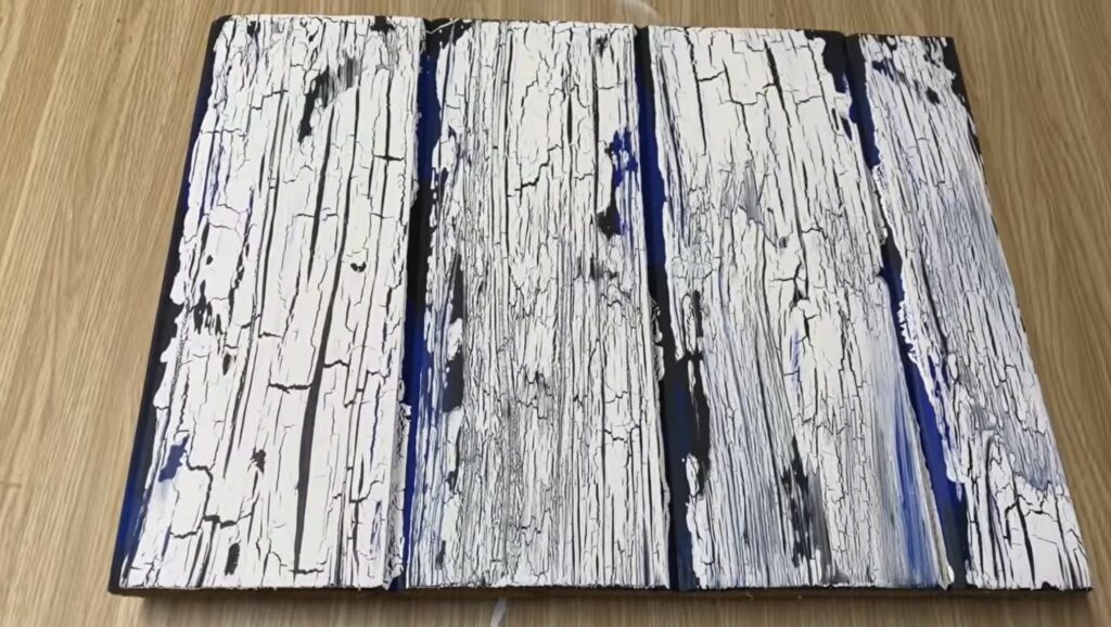 Crackle Paint Distressing.....