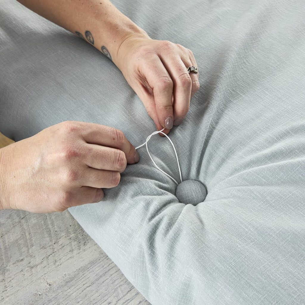 Cushion Cinching with Buttons