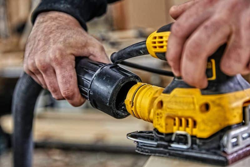 DeWalt DWE K ¼- Sheet Palm Grip Sander