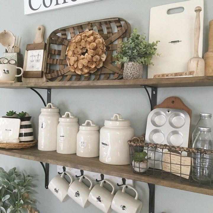 Display Antiques