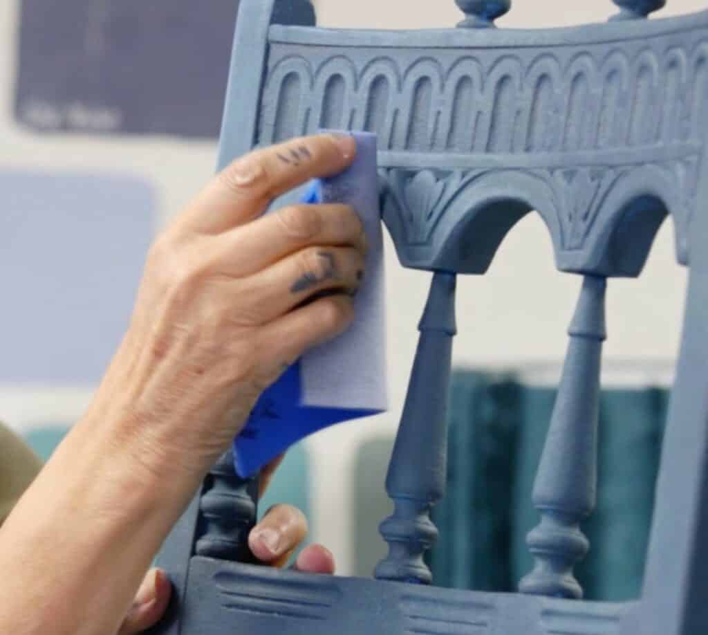 Double-Shade Distress with Chalk Paint