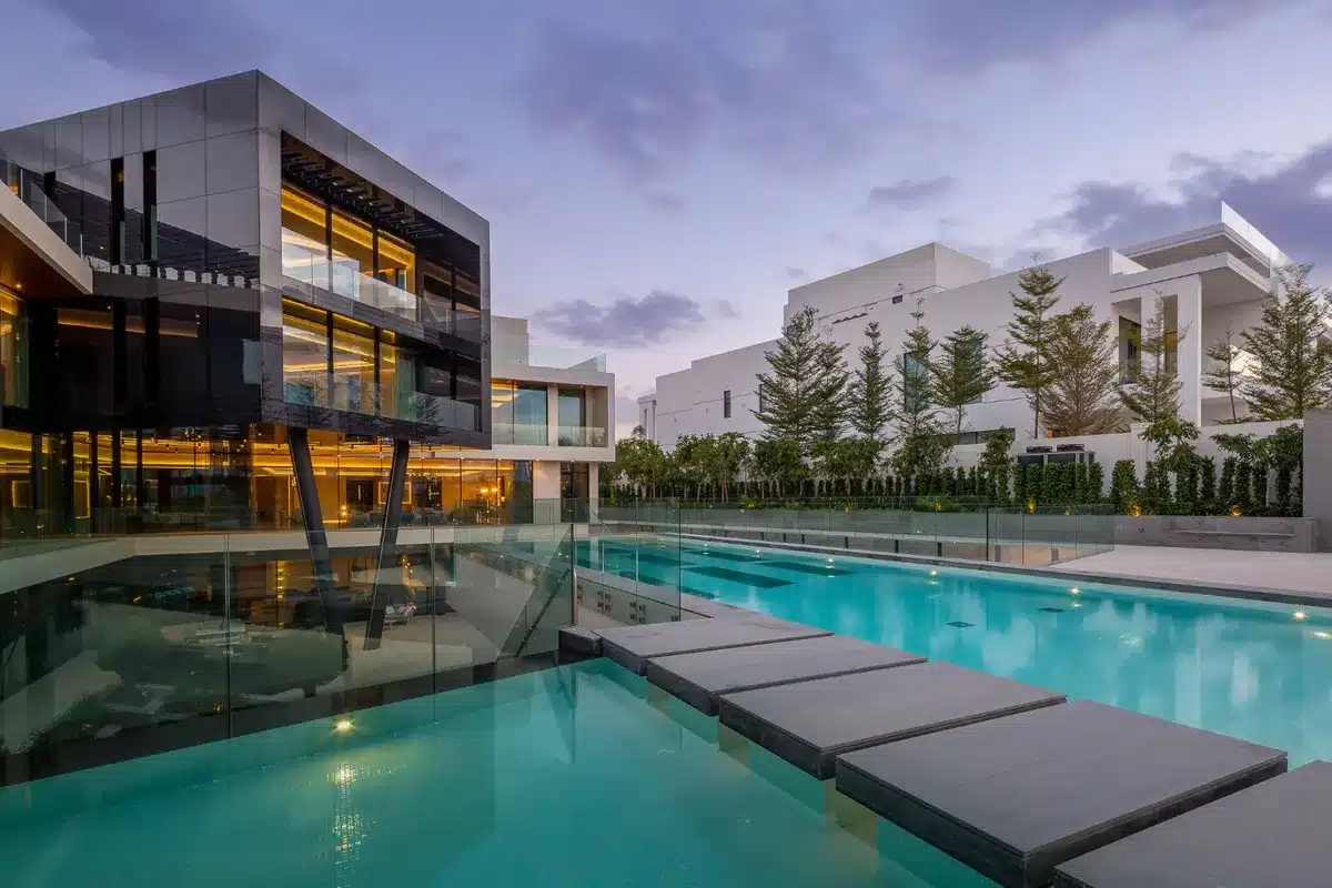 E Sector Villa in Emirates Hills - Dubai