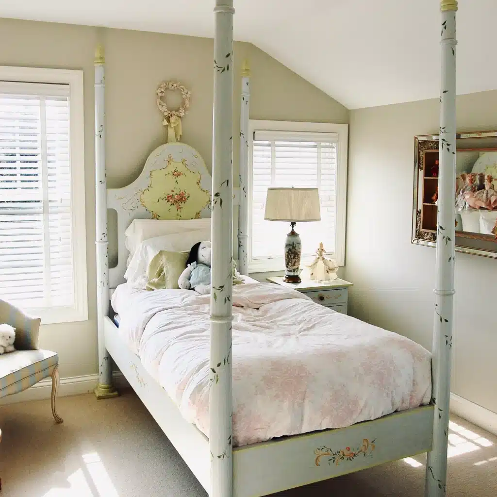Four Poster Painted Beds.jpg