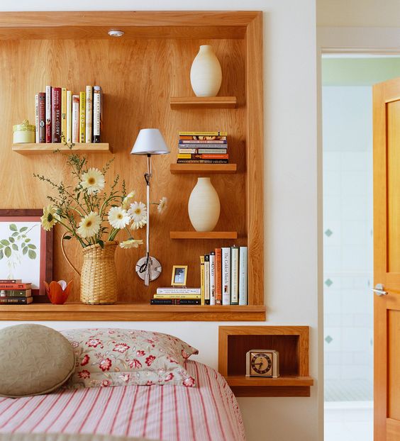 Functional Bedroom BookShelf Idea