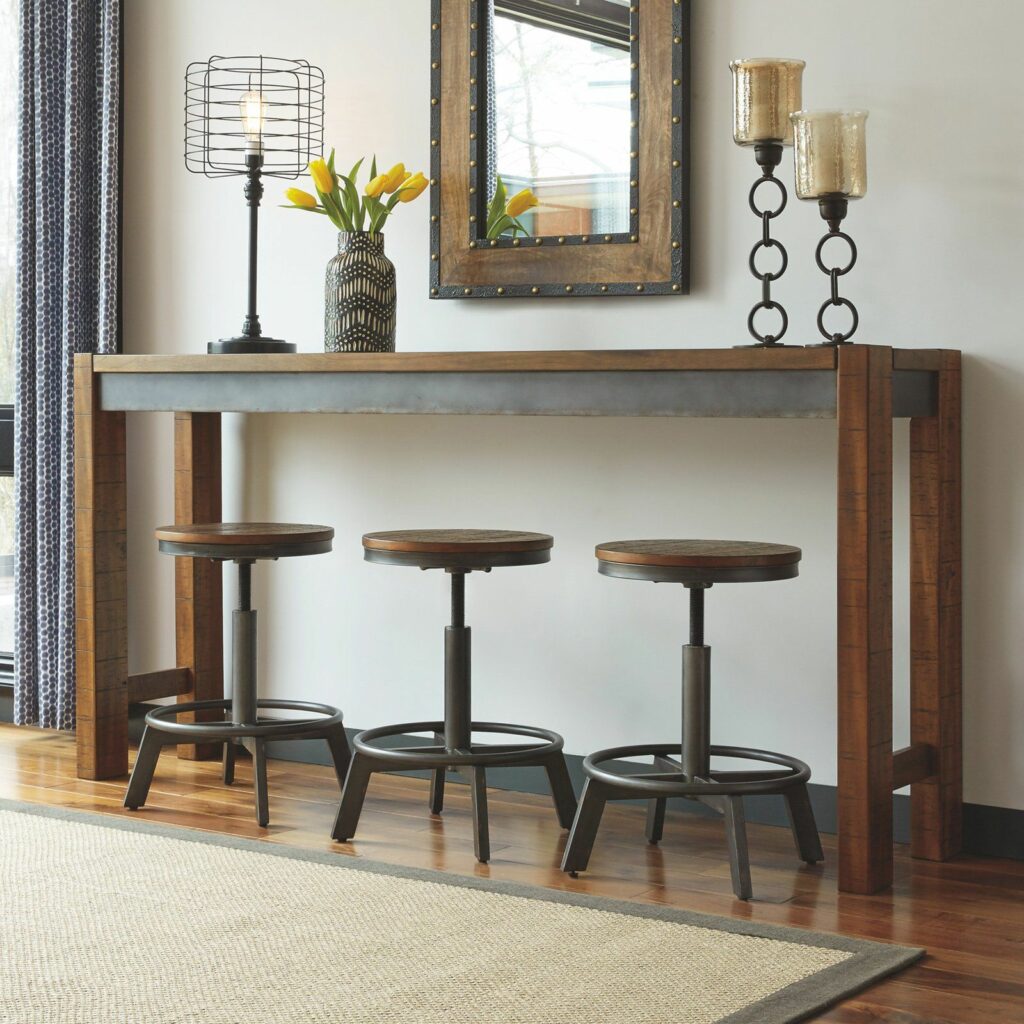 Showcase Objects of Various Height