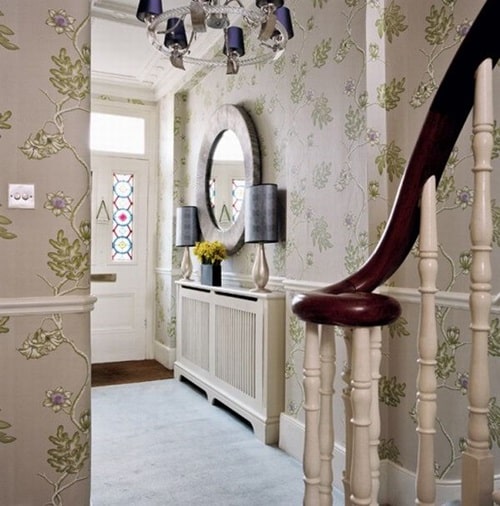 Tips to Decorate Small Hallways