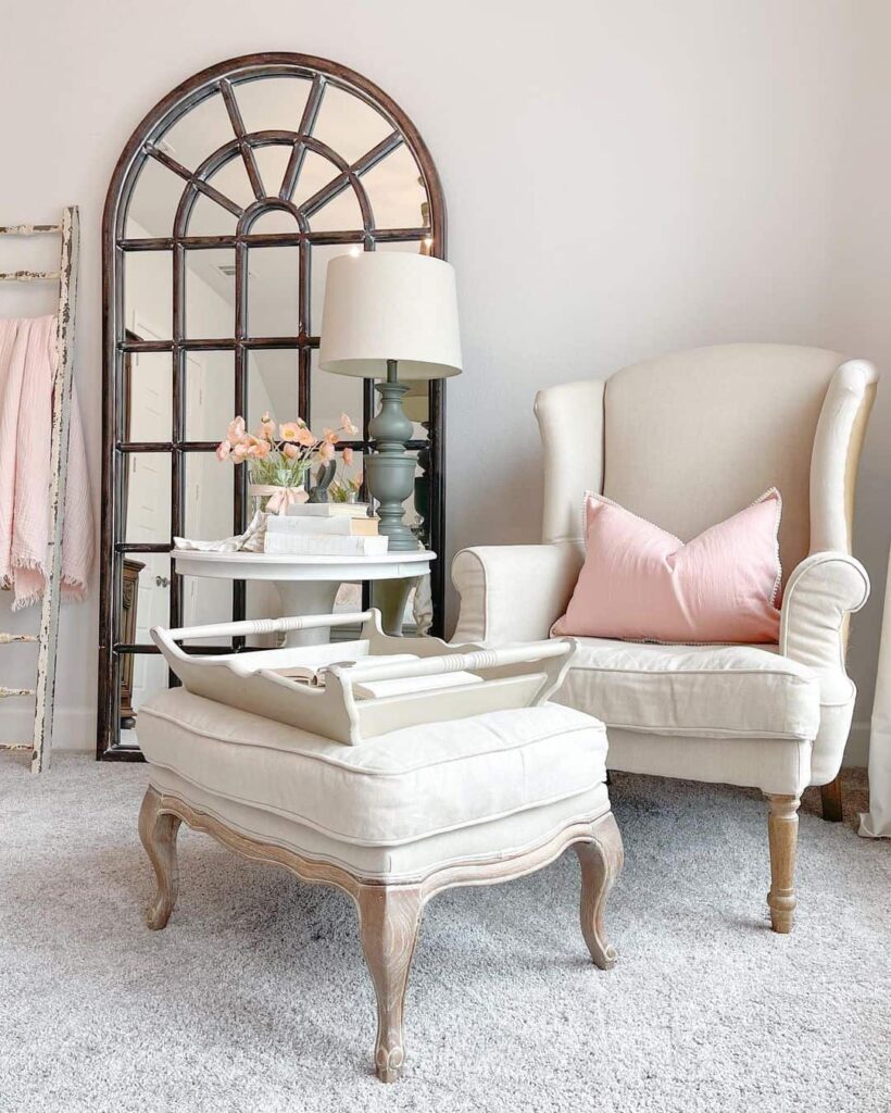 Vintage Look with Coffee Table Ottoman