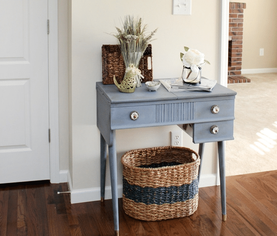 Violet-Grey Chalk Paint for Table